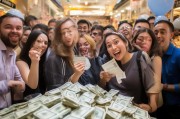 如何在店铺重逢礼金上拿到大额礼金？